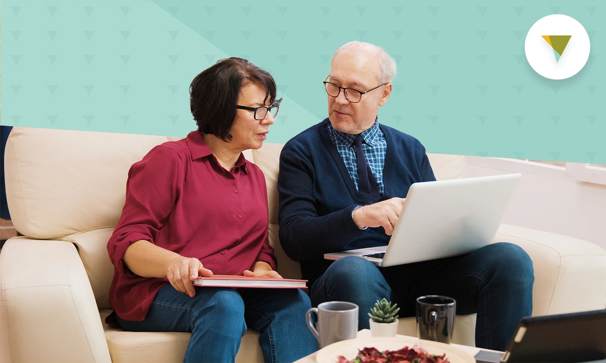 retired couple research.webp