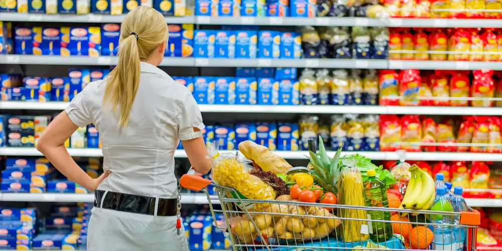 person shopping looking at shelves