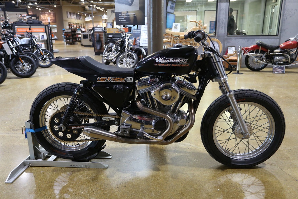 Bill Dustin's 2003 Harley-Davidson XLH Sportster 883.jpg