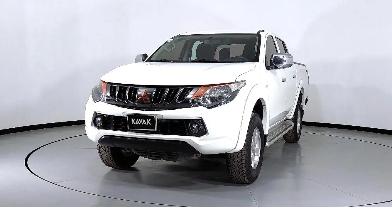 Mitsubishi L200 GLX 2018