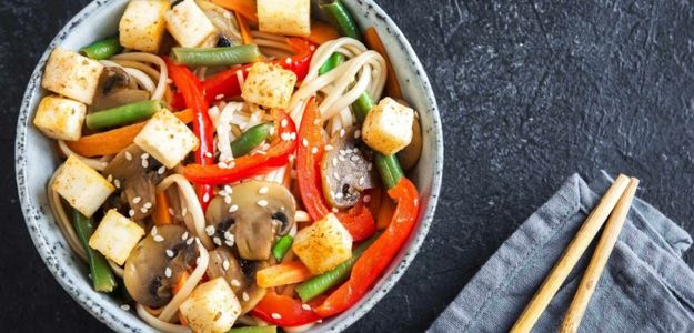 Wok de Tofu con Pimientos, Champiñones, Vainitas y Spaghetti.jpg