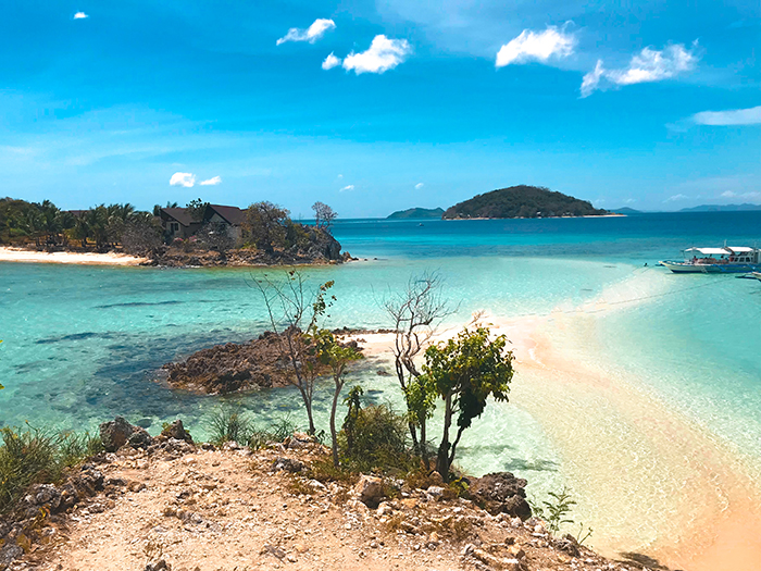 Bulog Dos Island in Coron