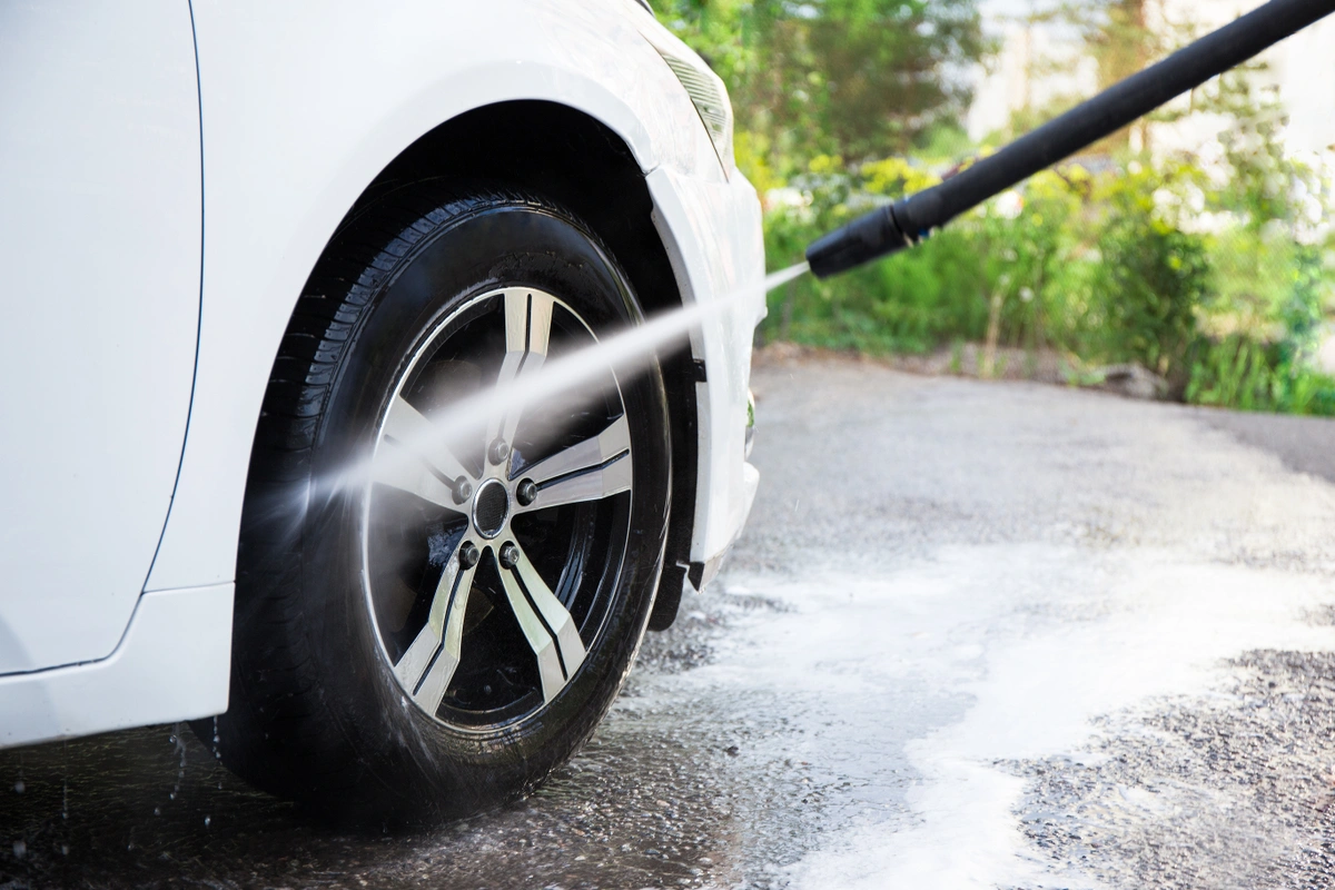 How To Clean and Polish Chrome Wheels, chrome wheel cleaning