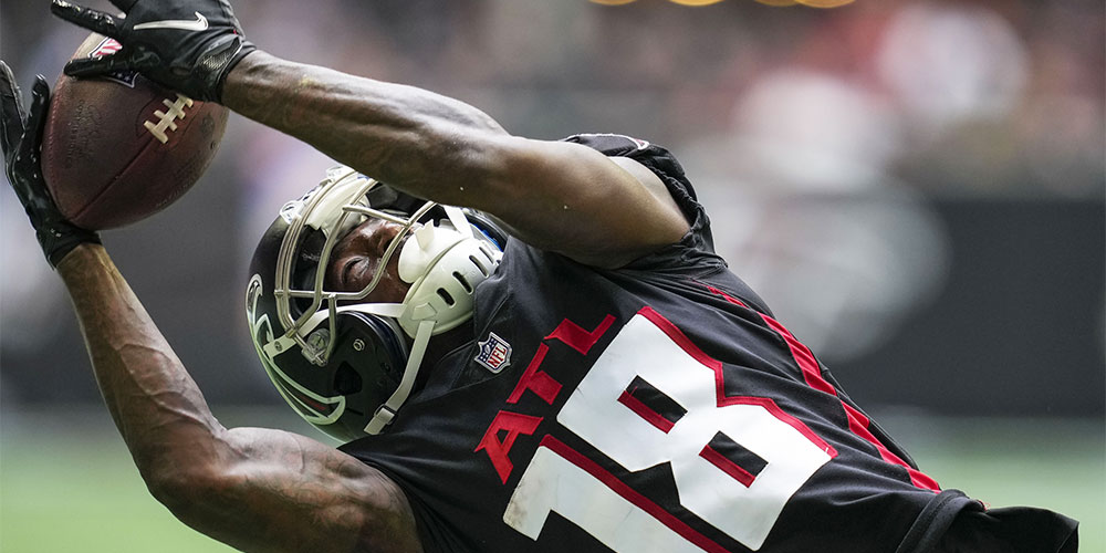 5 Best Value QB/WR Stacks for DFS in Week 8