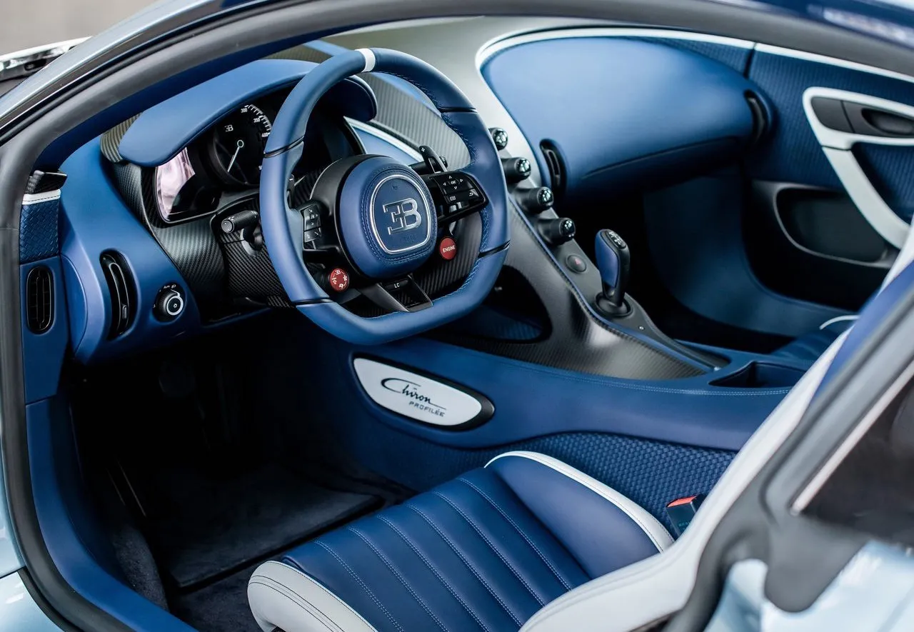 Bugatti Chiron interior