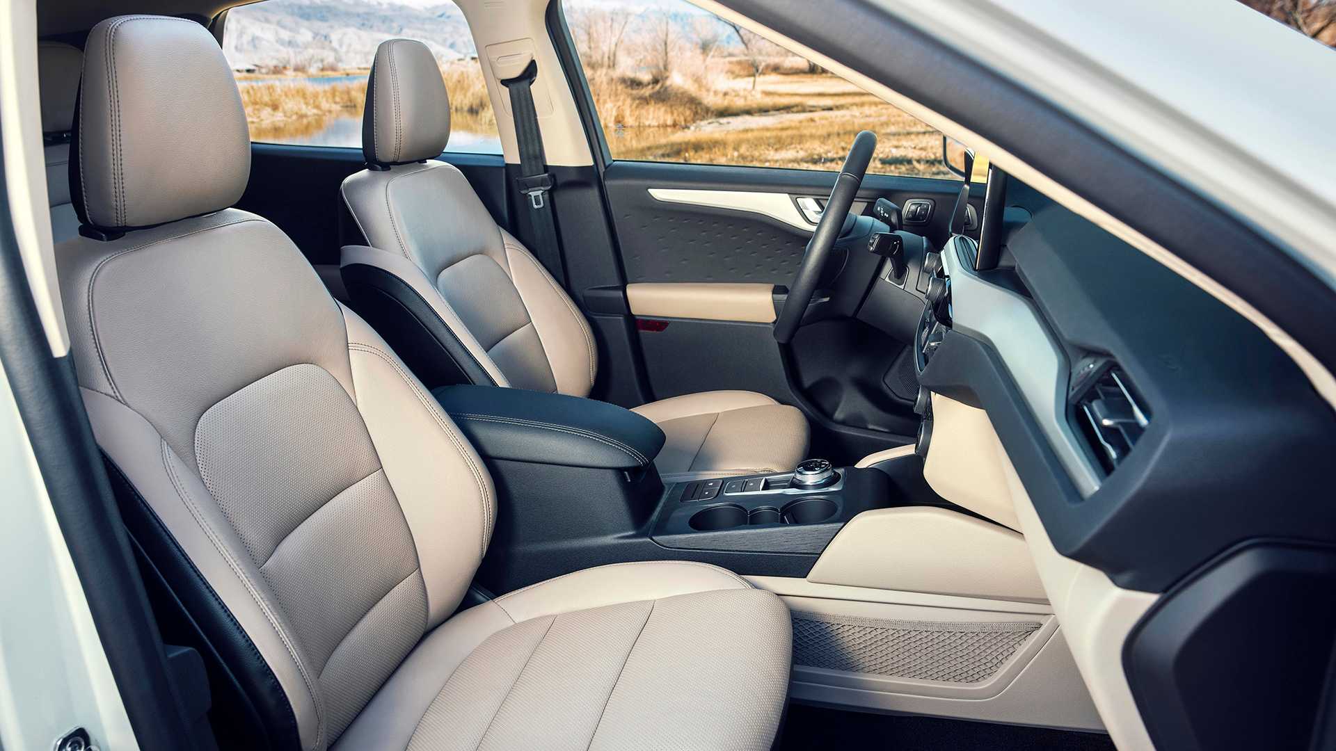 Ford Escape Hybrid interior