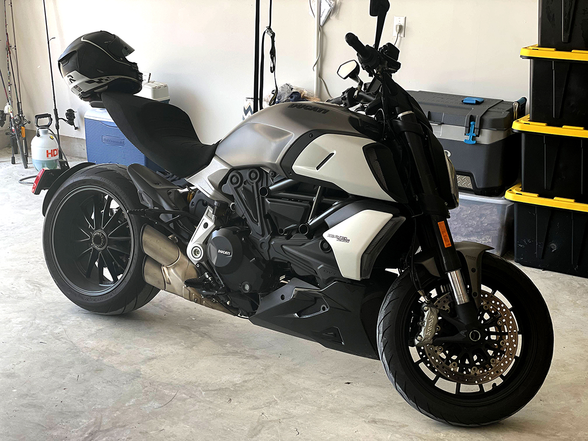 Treyvoughn Swift-s 2019 Ducati Diavel 1260.jpg