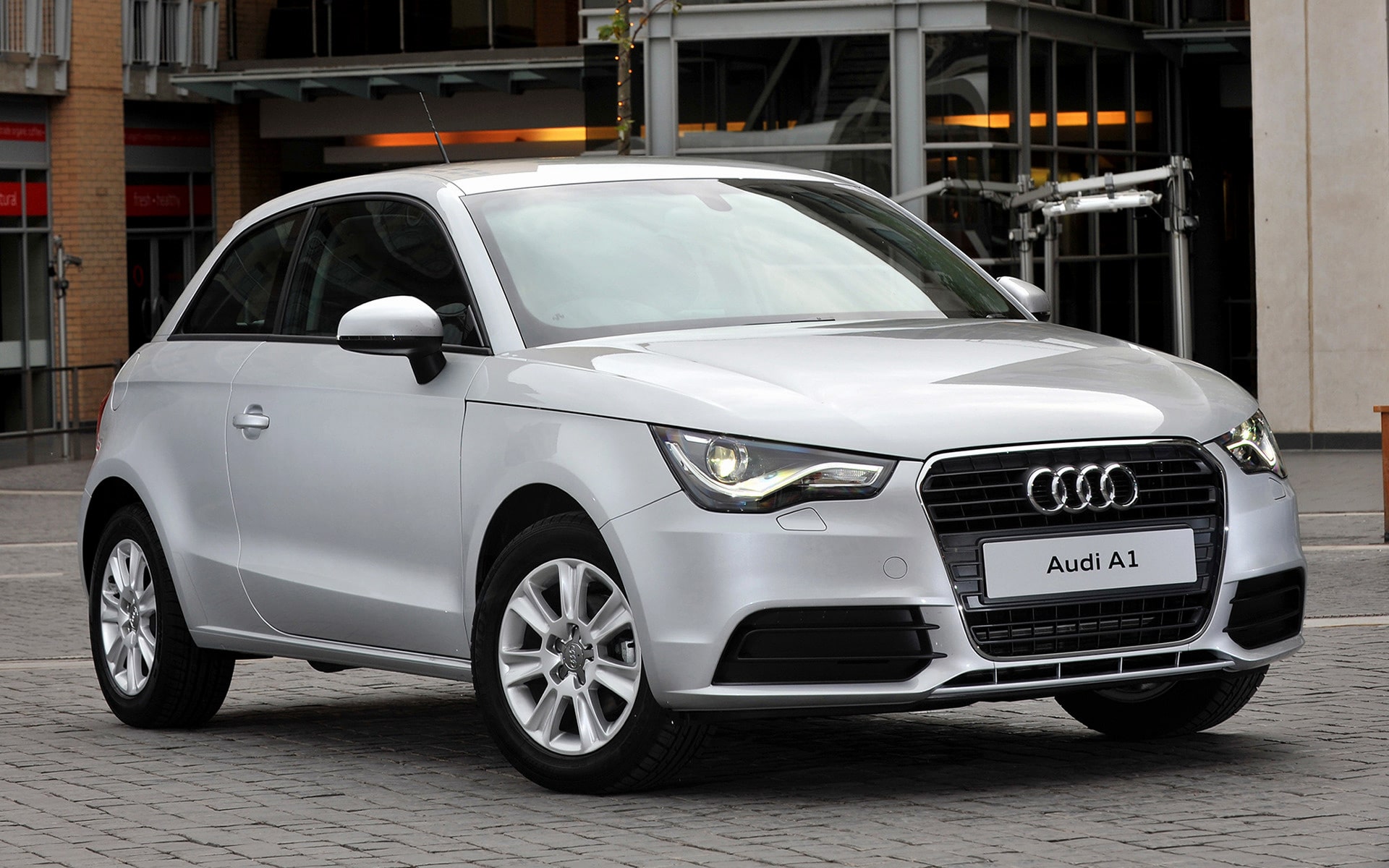 Audi A1: conheça o carro mais barato da marca de luxo