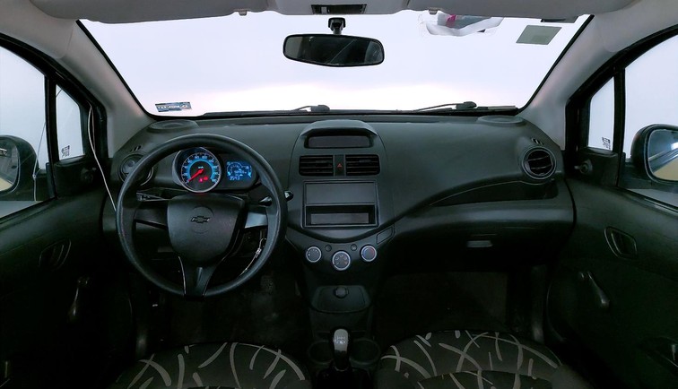 Chevrolet Spark 2015 interior