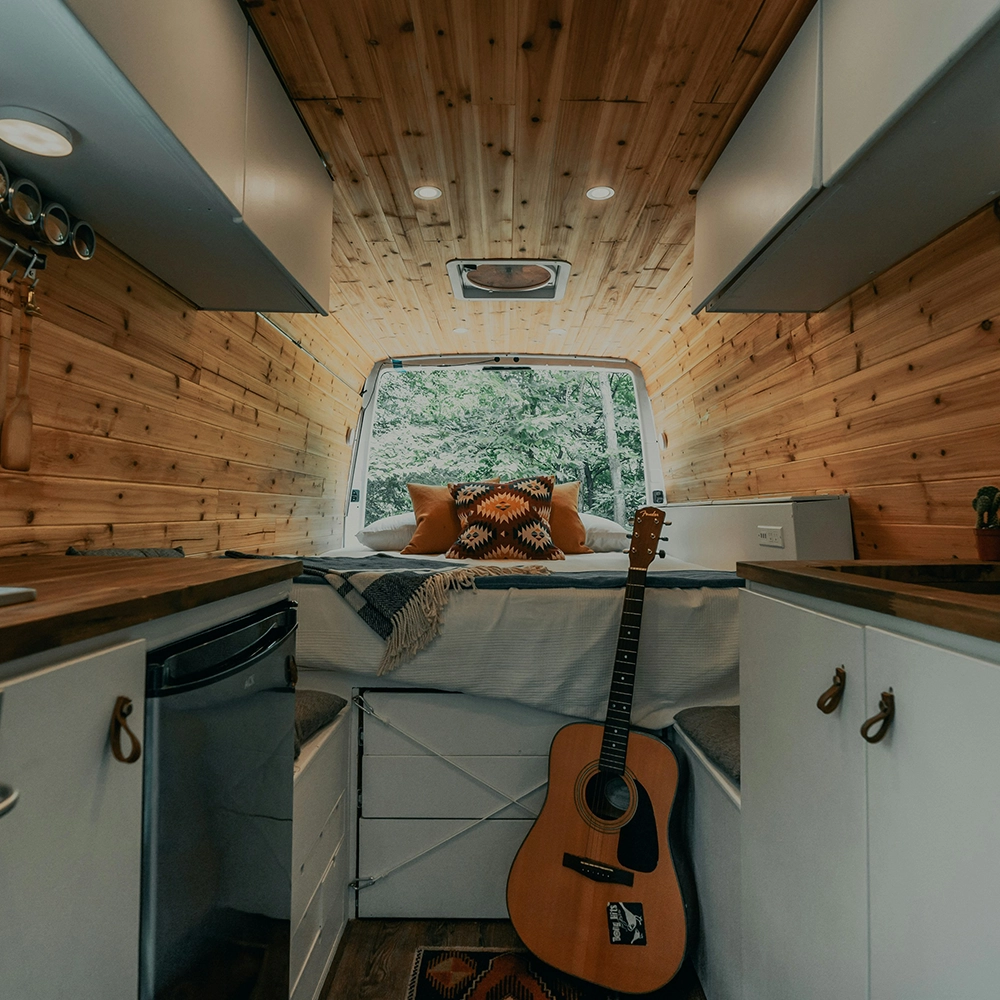 Tech Free_Van.webp
