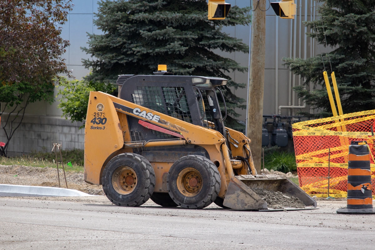 CASE 430 Skid Steer