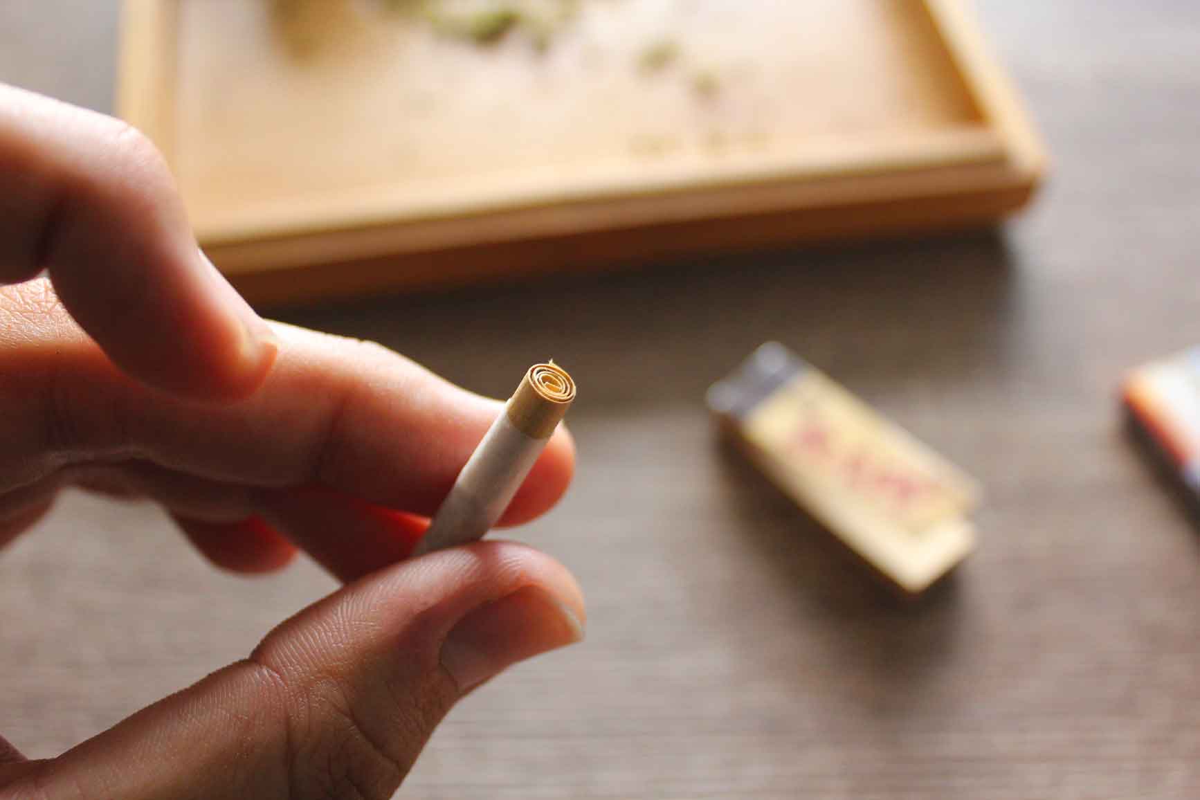 How to Roll a Joint Like a Master MAMA'S GANJA