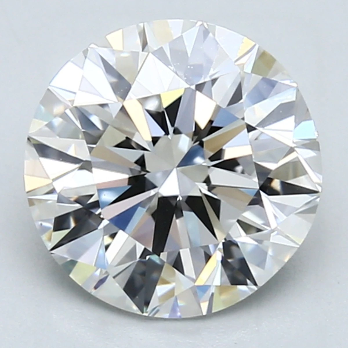 3 carat G color diamond
