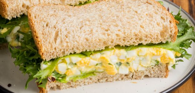 Sandwich de Huevo Picado.jpg
