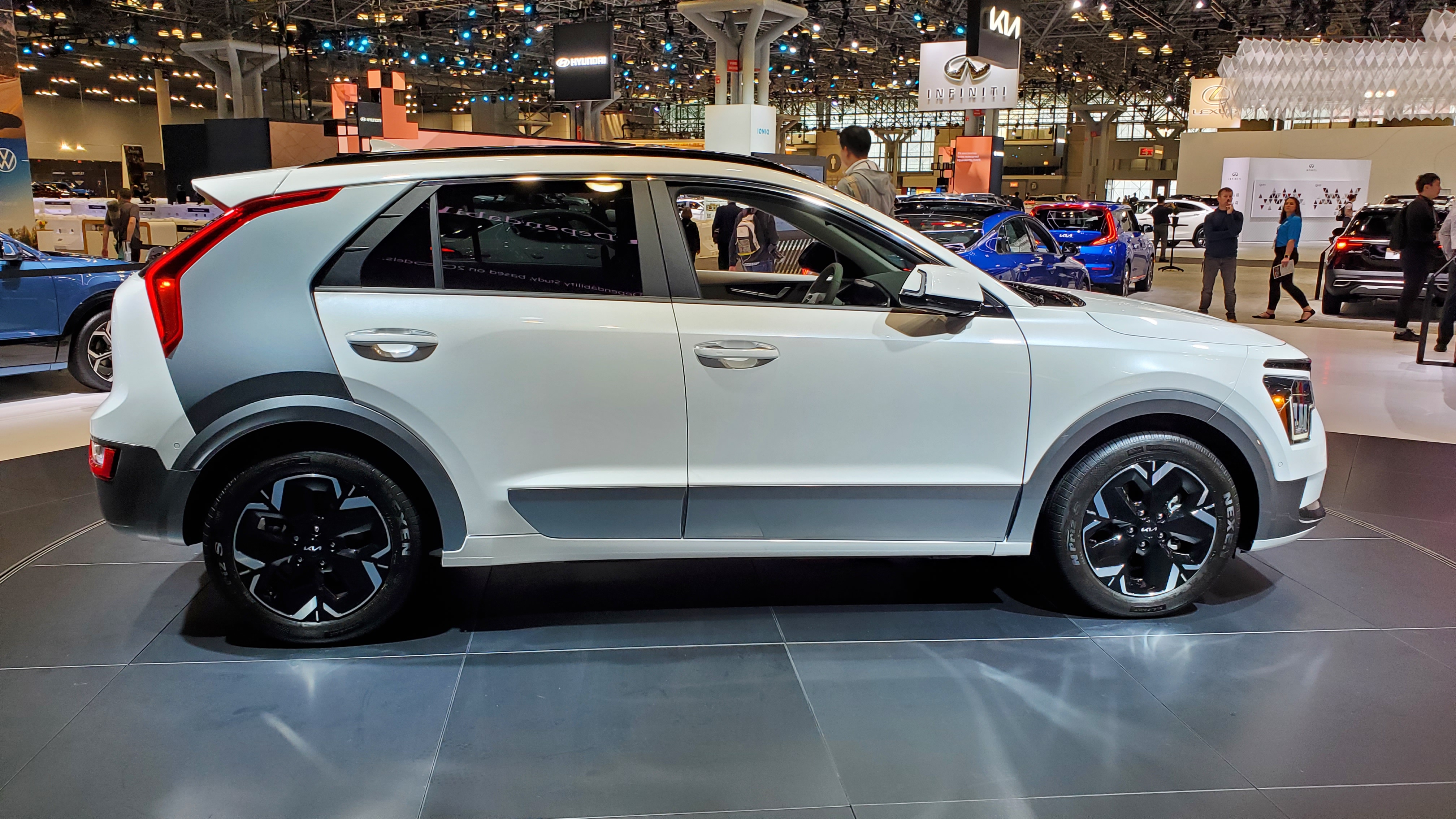 Kia_Niro_EV-2022-04-14 10.51.31-profile.jpg