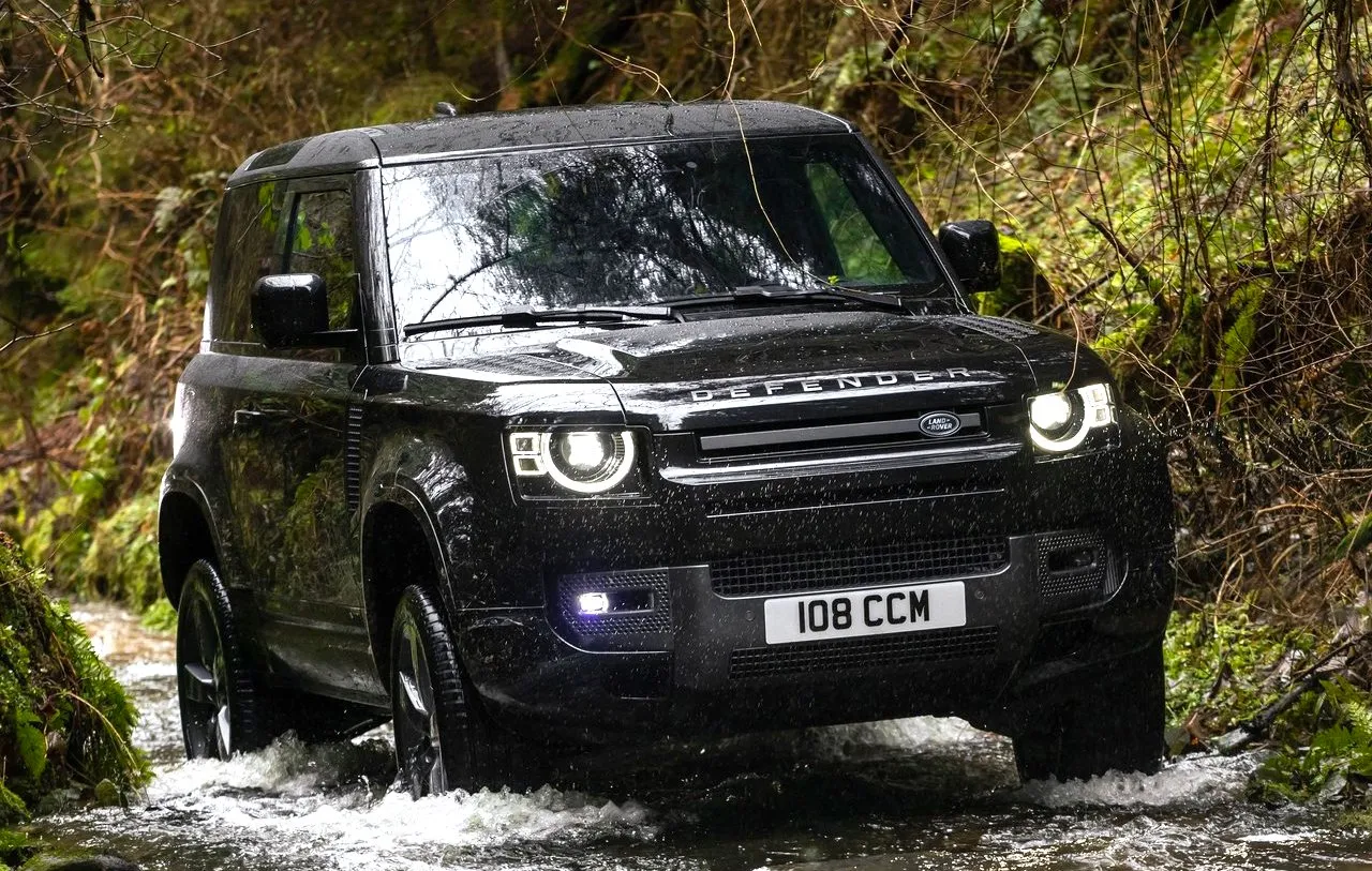 Land Rover Defender 90 V8 2022