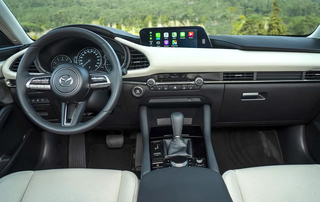 Mazda 3 2020 interior