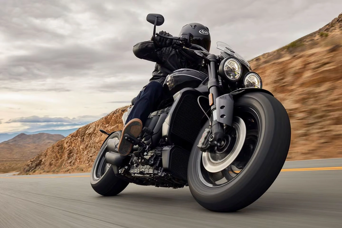 4-Triumph-rocket-3-storm.webp