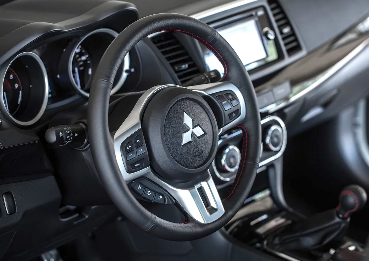 Lancer Evolution Final Edition 2015 interior