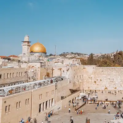 Tourist-filled square in Jerusalem.