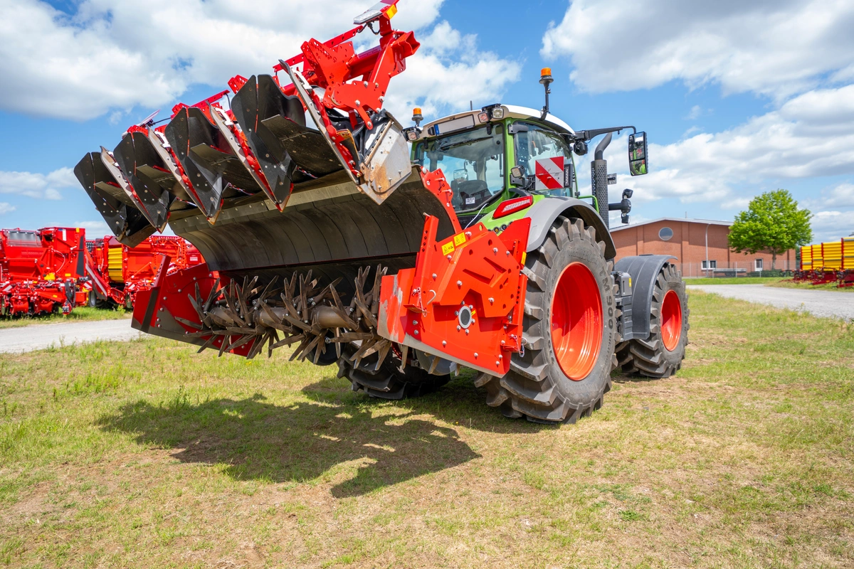 Öffnung auf gesamter Arbeitsbreite©GRIMME.webp