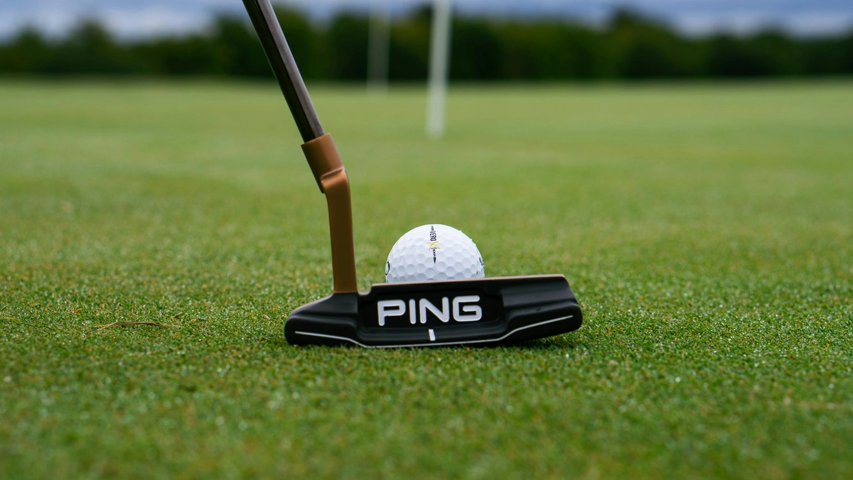 Mallet vs Blade Putter: Which Is Best for Your Stroke?