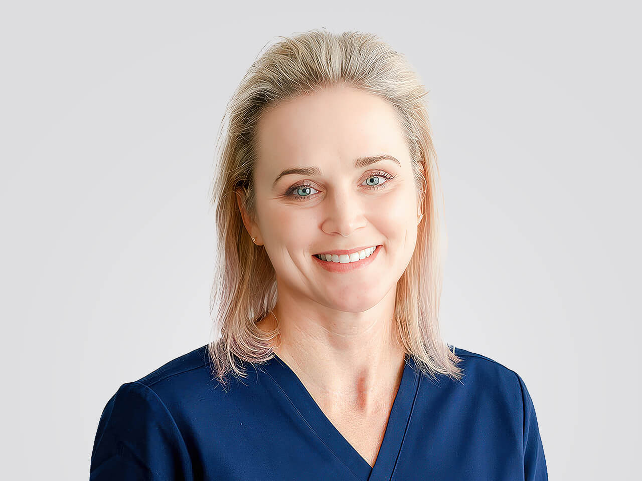 Dr. Rhiana Saunders headshot