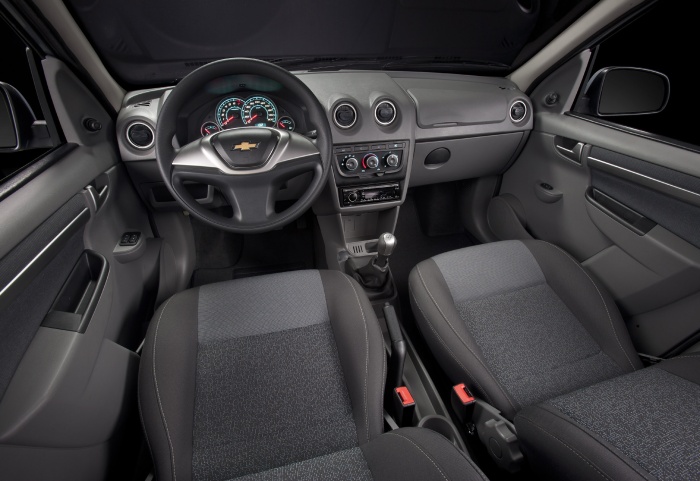 Interior do Chevrolet Celta 2012 