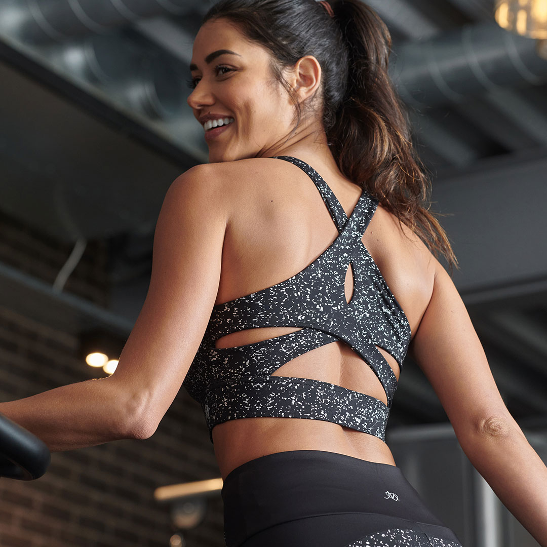 What's the Difference Between Padded and Non-padded Sports Bras? - Sports  Bras Direct