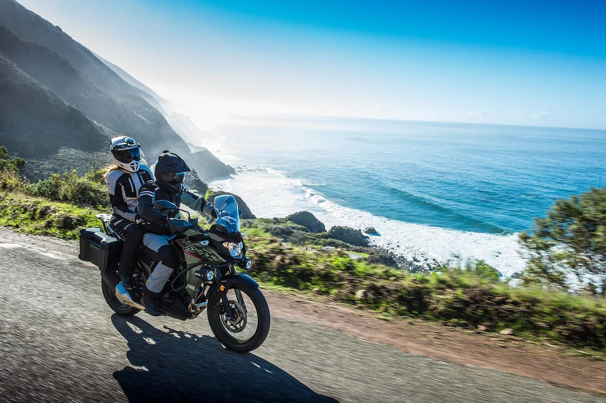 12-Kawasaki-Versys-X-300-ABS.webp