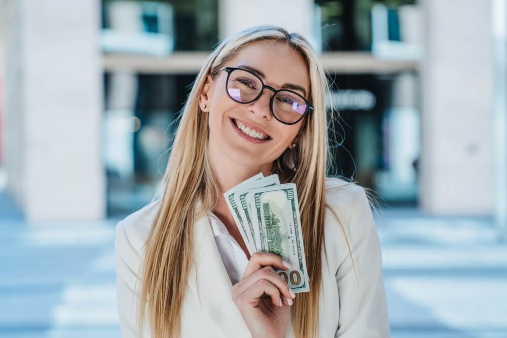 woman with installment loan cash