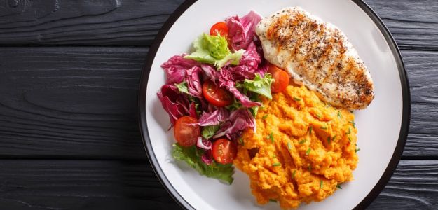 5 Almuerzos Rápidos y Balanceados en Macros