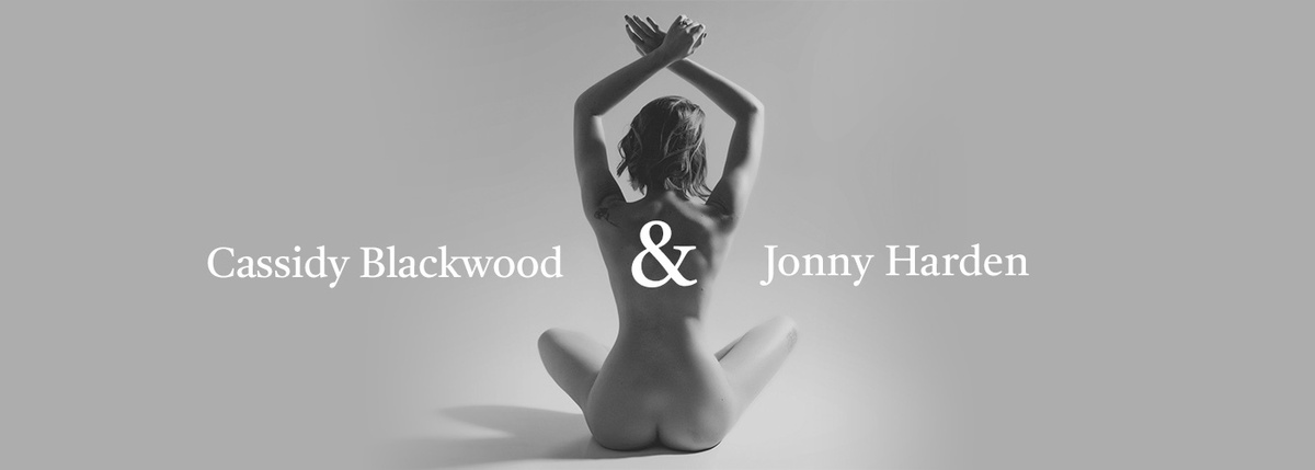 Show of the Week – Loving Kinksters Cassidy Blackwood & Jonny Harden