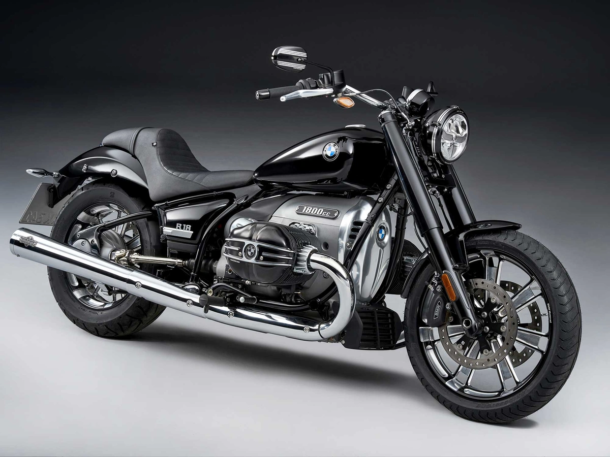 2022 BMW R18