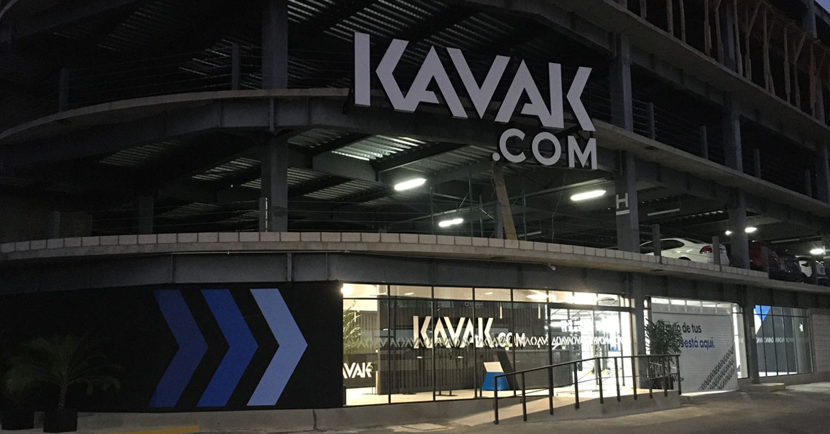 KAVAK Puebla Autos usados Inaugura su nueva sede