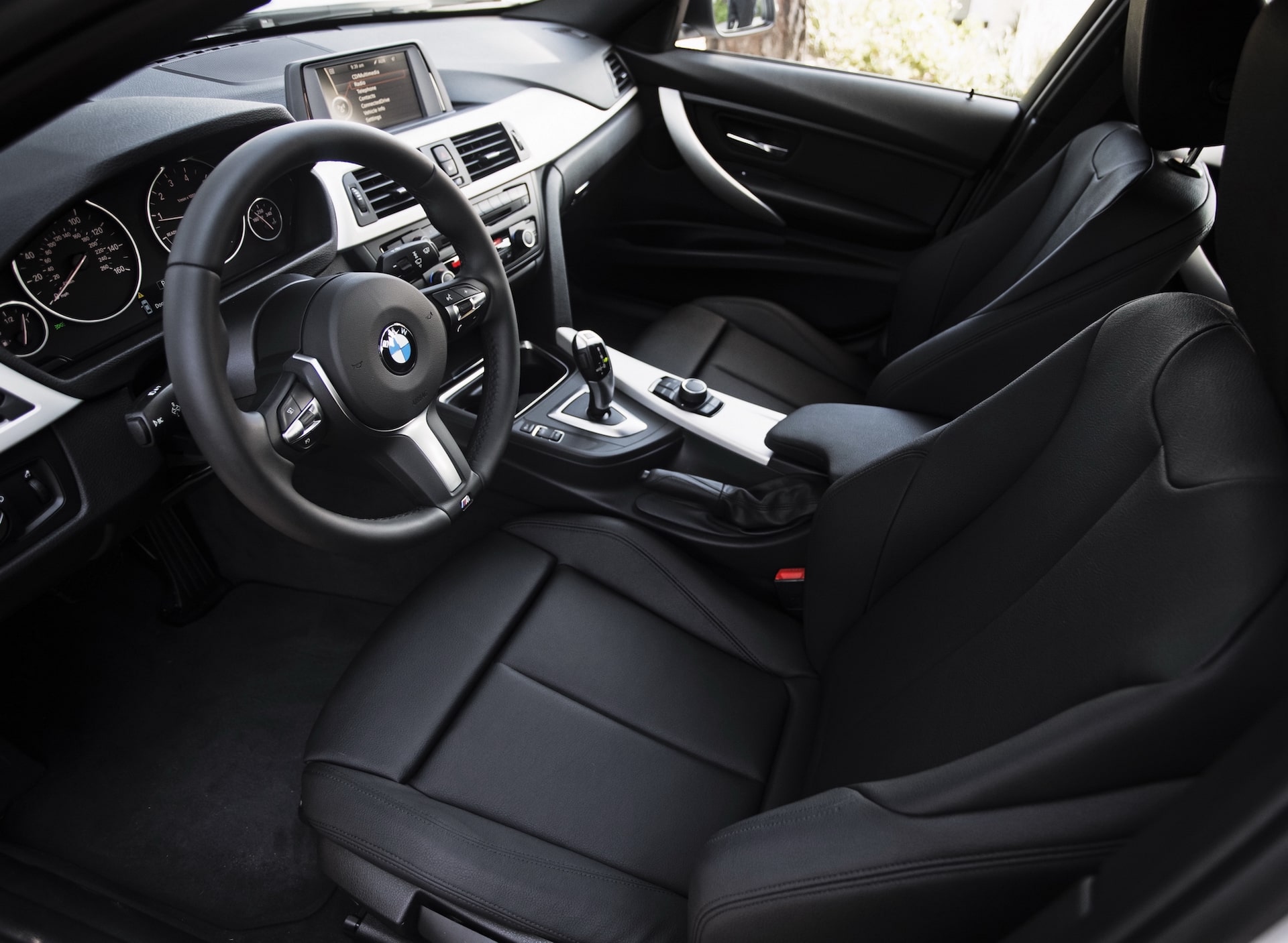 Bmw 320i 2015 interior