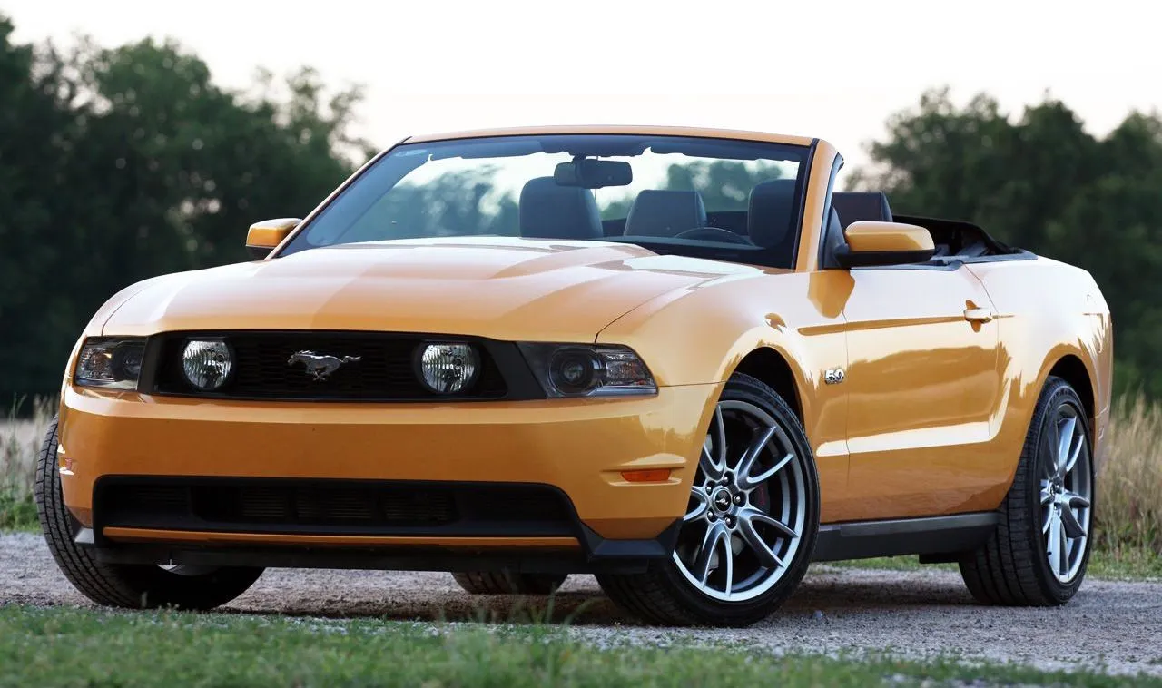 Ford Mustang 2011 convertible