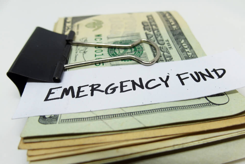 Building better emergency fund with title loans