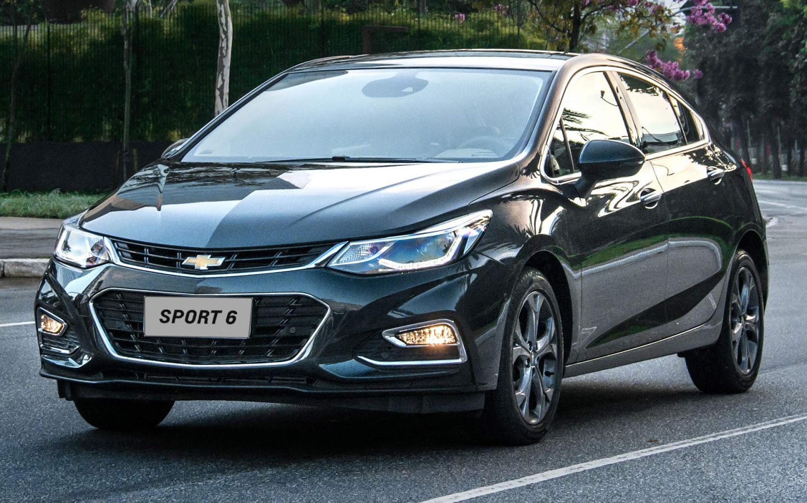 Cruze Sport 6 2018 hatch