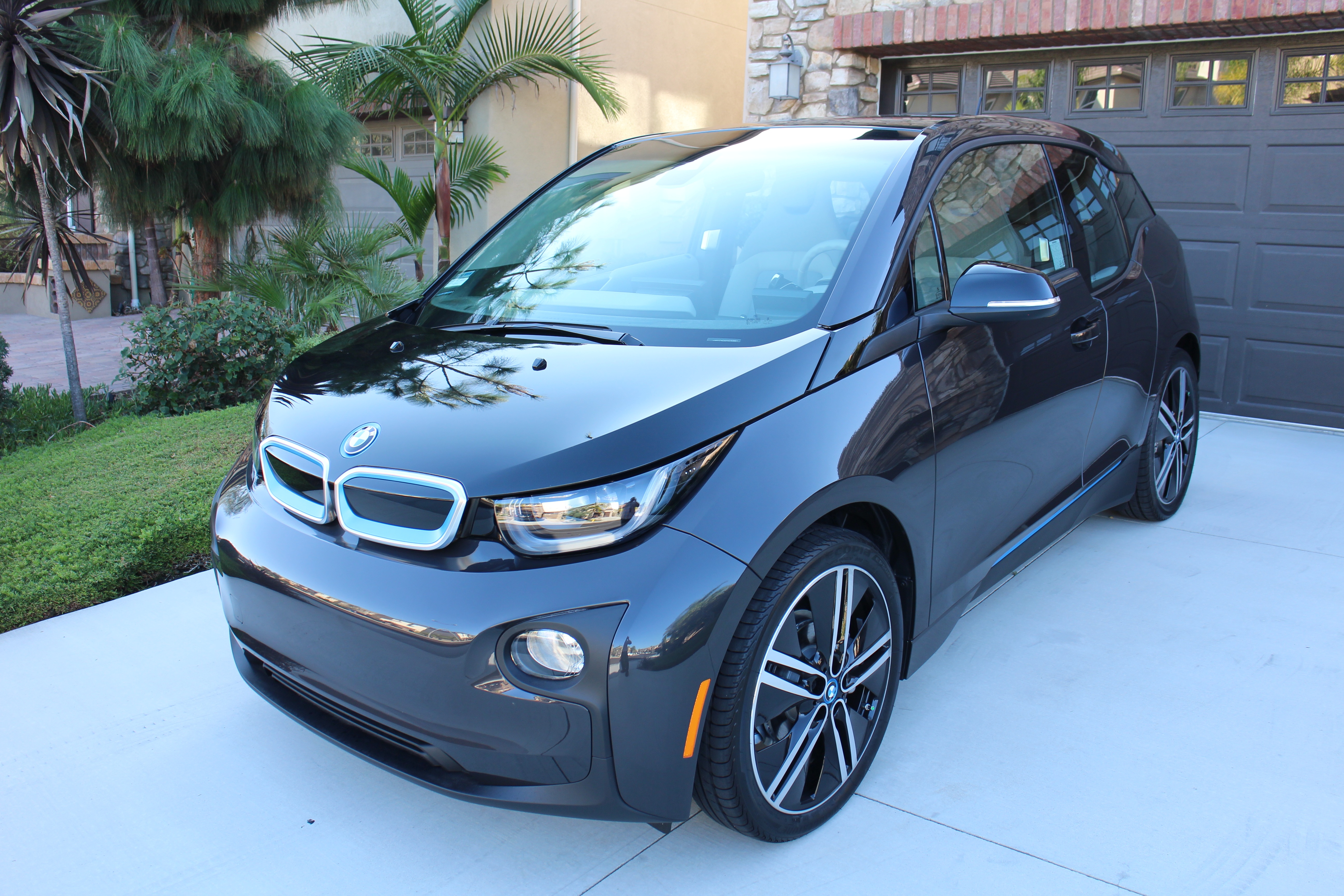 bmw i3 electric vehicle.jpeg