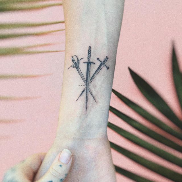 How to do Hand-Poked Tattoos - The full guide