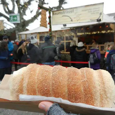 Baumstriezel German bread.