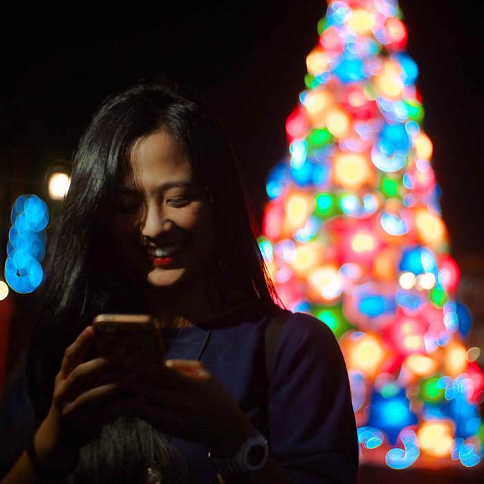 my bestie with HAU Christmas tree