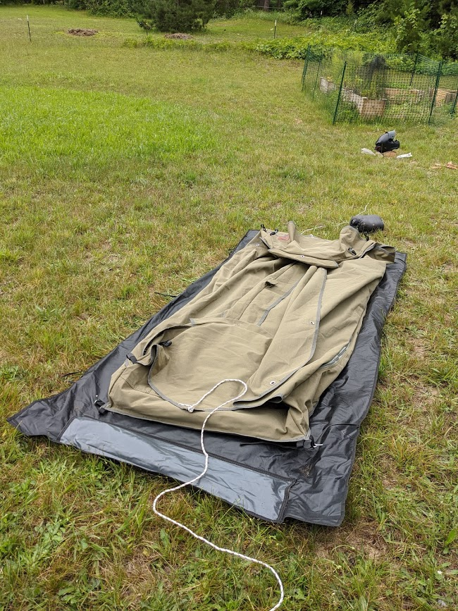 Goose (Tent, Sleeping bag, mattress combo)