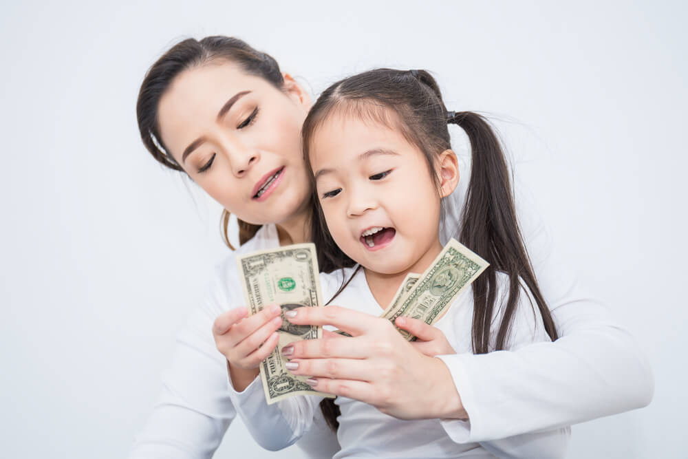 Single mom with title loan cash