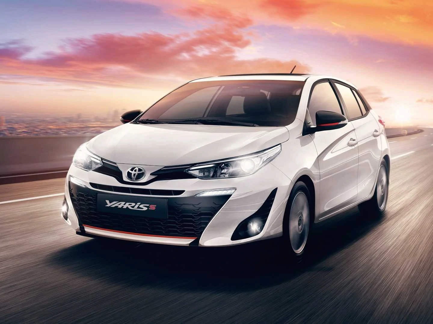 Toyota Yaris S 2021.webp