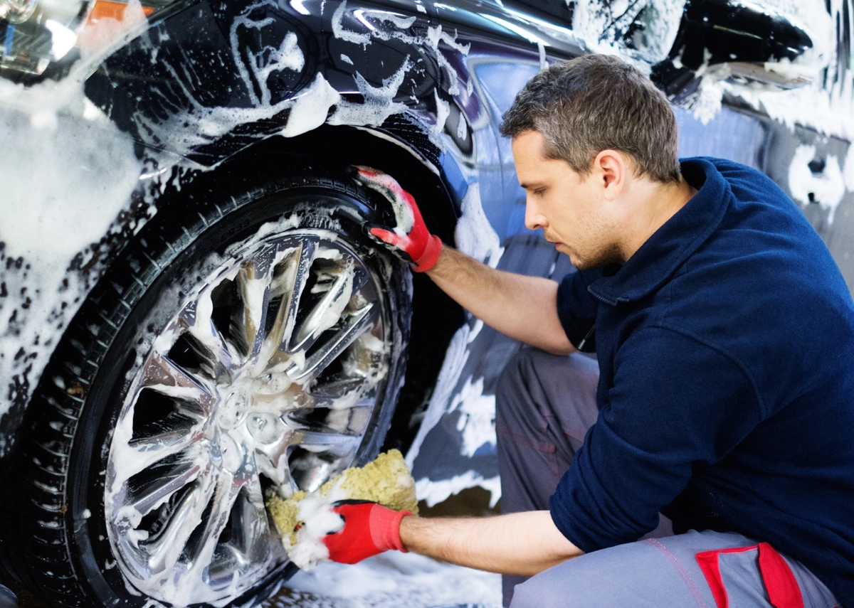 cleaning chrome rims nooks and crannies