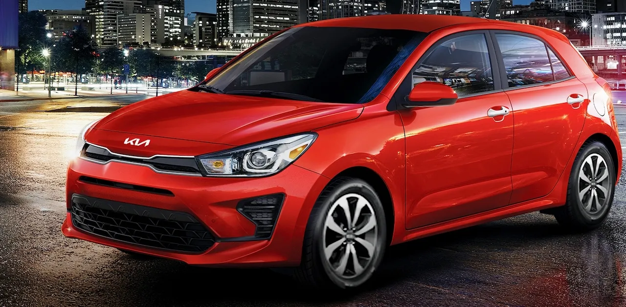 Kia Rio 2023 Hatchback mensualidades