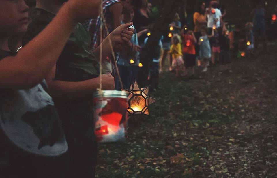 Embracing Change with a Kids Lantern Walk Tinkergarten