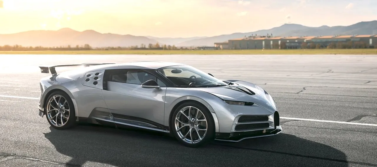 Bugatti Centodieci 2020